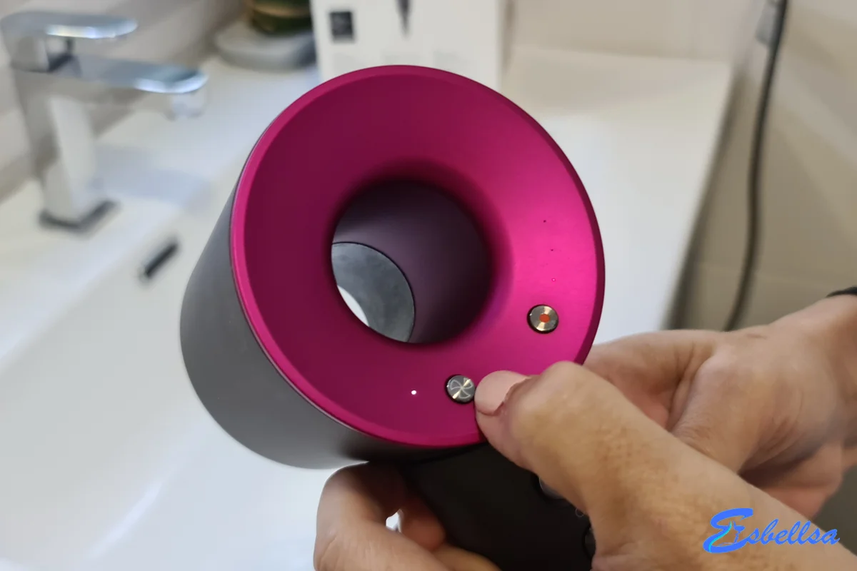 Os botões de temperatura e de velocidade do Dyson Supersonic